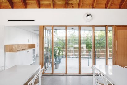 Sip Pho by Magic Architecture