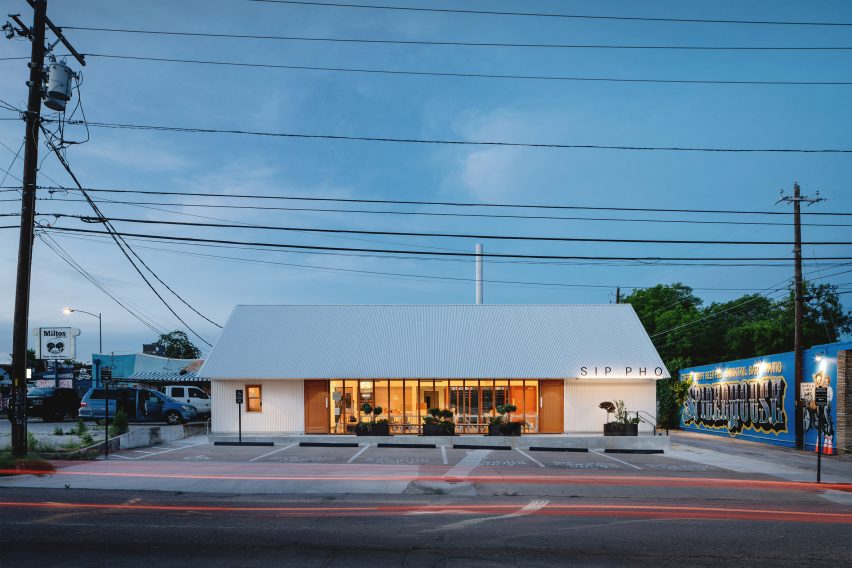Sip Pho by Magic Architecture