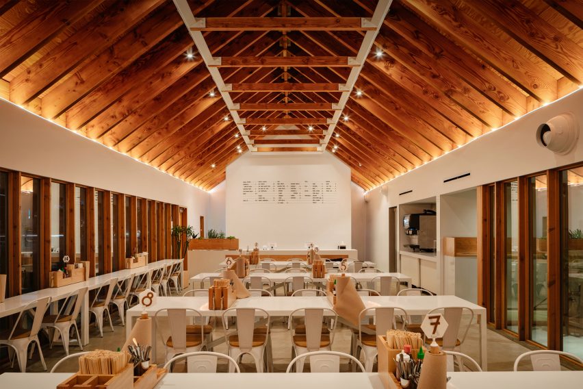 Sip Pho by Magic Architecture