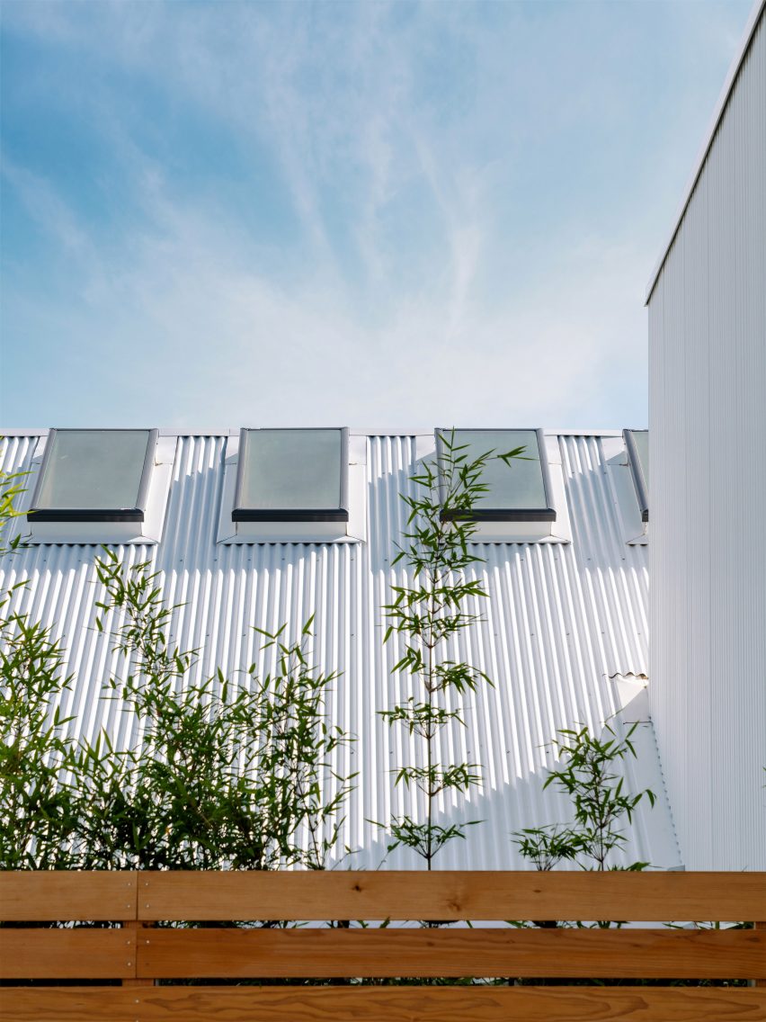 Sip Pho by Magic Architecture
