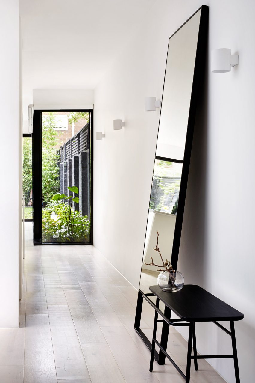 South Yarra Townhouse in Melbourne refurbished by Winter Architecture
