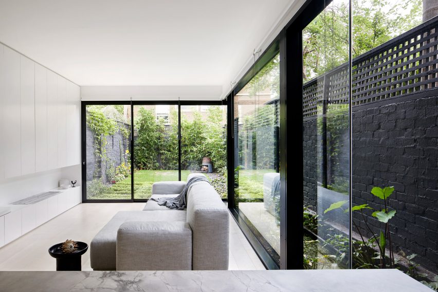 South Yarra Townhouse in Melbourne refurbished by Winter Architecture