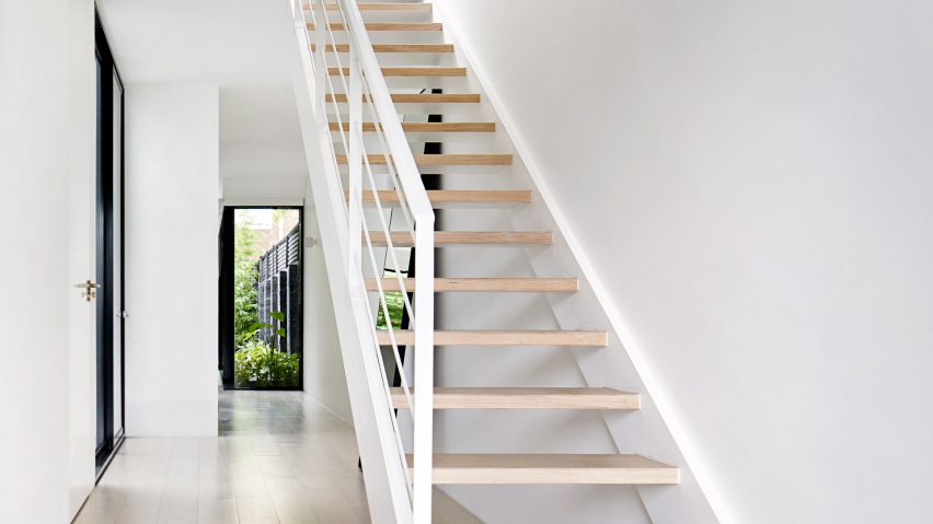South Yarra Townhouse in Melbourne refurbished by Winter Architecture
