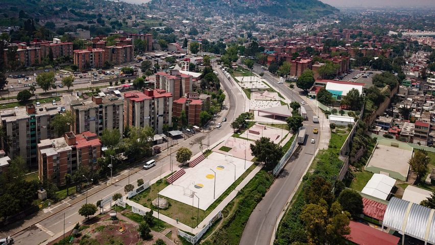 Tlalnepantla Park by Productora