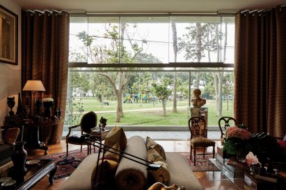 UN apartments by Barclay & Crousse