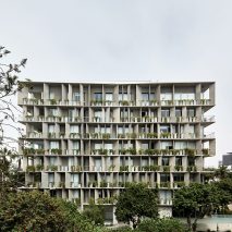 UN apartments by Barclay & Crousse