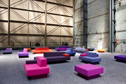 The AVL Glyder chair by designer Joep van Lieshout