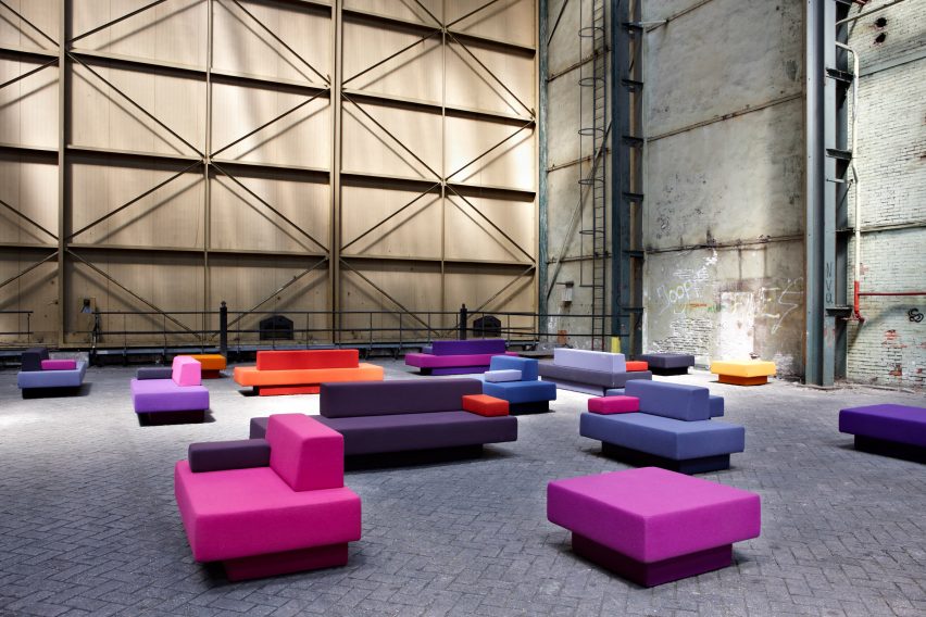 The AVL Glyder chair by designer Joep van Lieshout