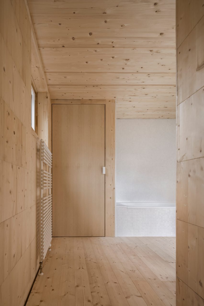Haus Koeris timber house in Klein Köris, Germany, by Zeller & Moye