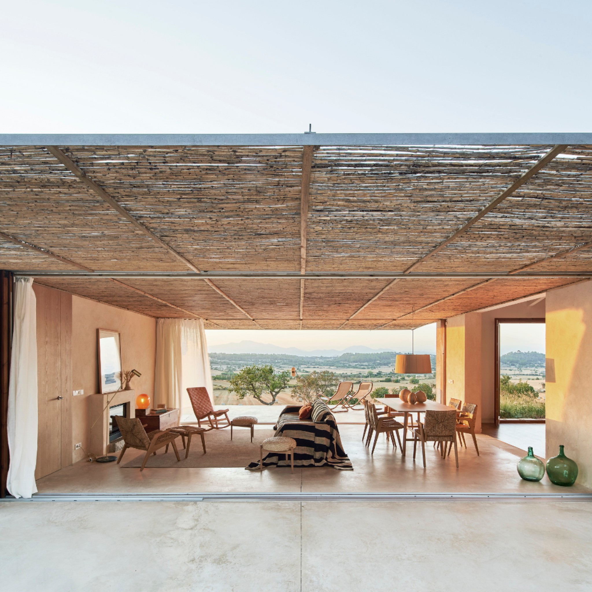 Casa Palerm by OHLAB
