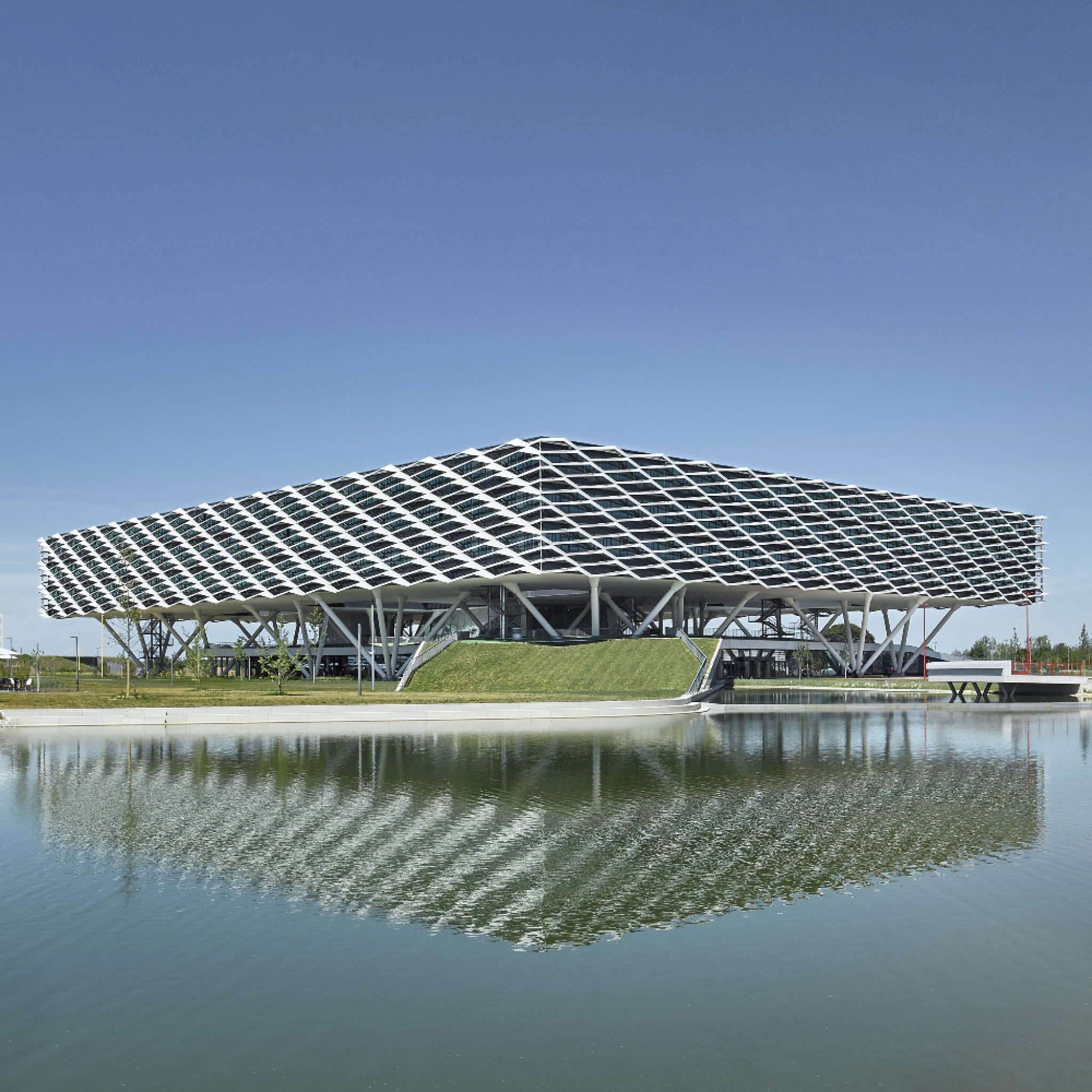 Adidas World of Sports Arena by Behnisch Architekten