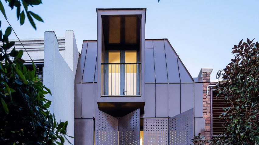 Chimney House by Atelier Dau