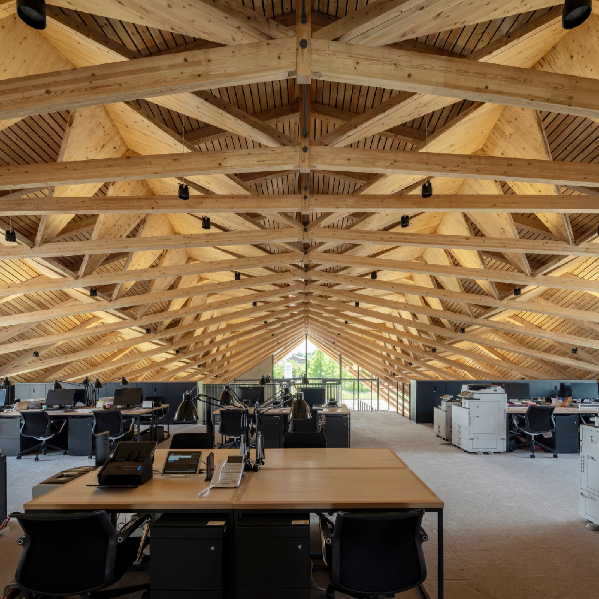 Synegic Office by UENOA
