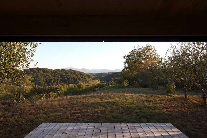 Heva by Atelier 6 Architecture