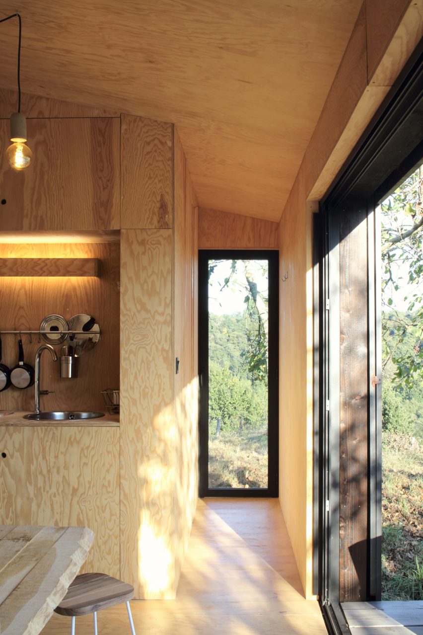 Heva by Atelier 6 Architecture