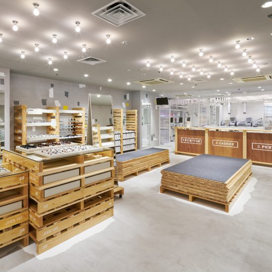 JINS Tokyu Hands Store by Fumiko Takahama