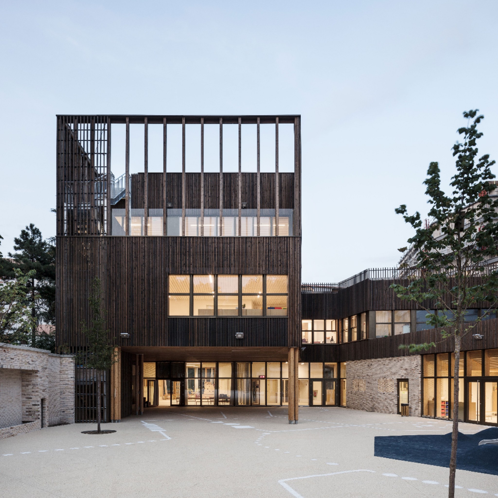 Straw, Wood and Brick Kindergarten by LA Architectures