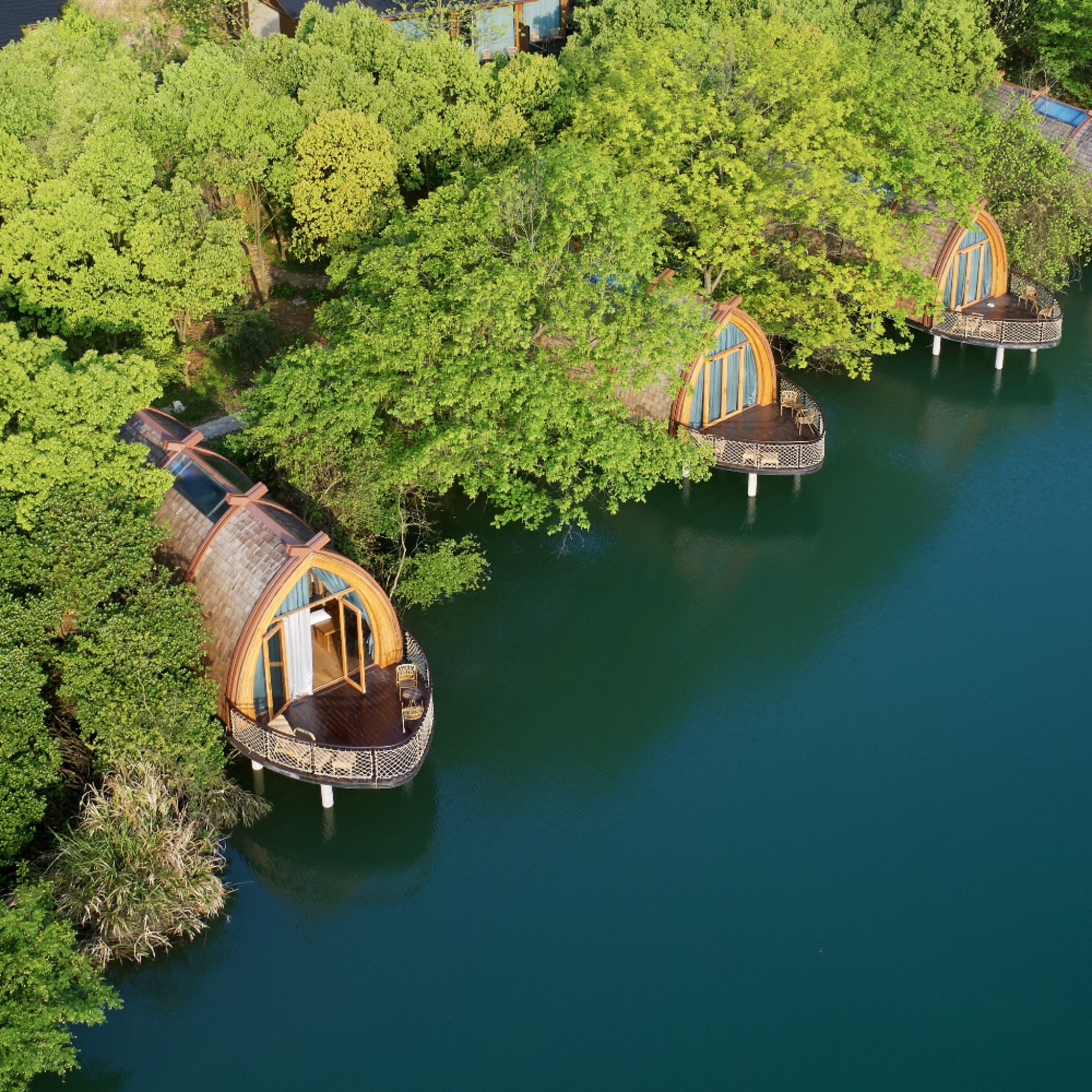 Boat Rooms on the Fuchun River by Design Institute of Landscape and Architecture China