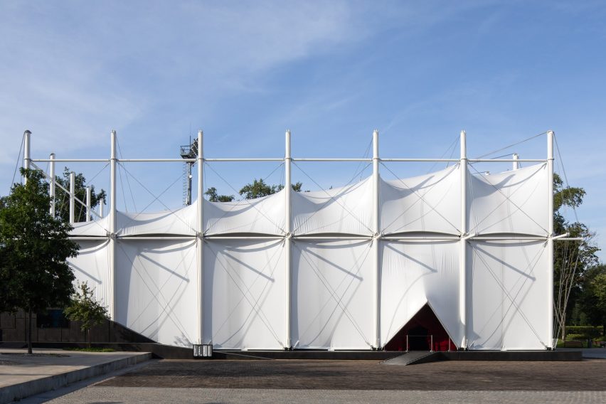 Pop-up cinema informed by a Bedouin tent outside OMA's Garage Museum of Contemporary Art in Moscow by SNKH