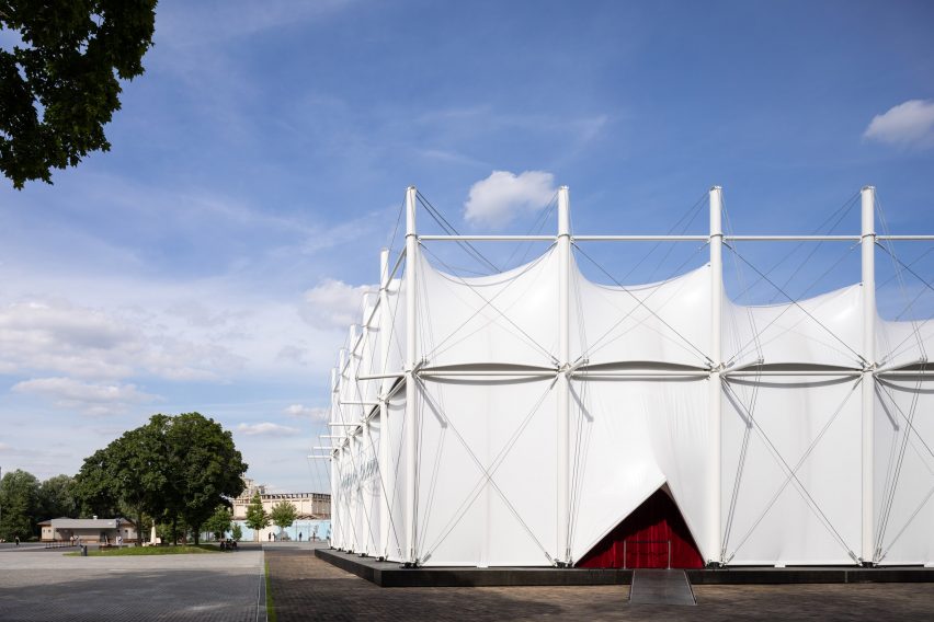 Pop-up cinema informed by a Bedouin tent outside OMA's Garage Museum of Contemporary Art in Moscow by SNKH