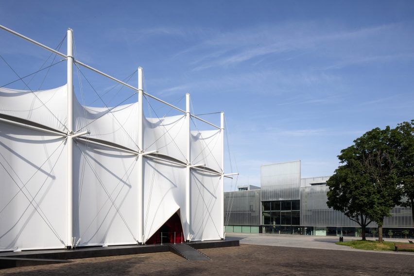 Pop-up cinema informed by a Bedouin tent outside OMA's Garage Museum of Contemporary Art in Moscow by SNKH