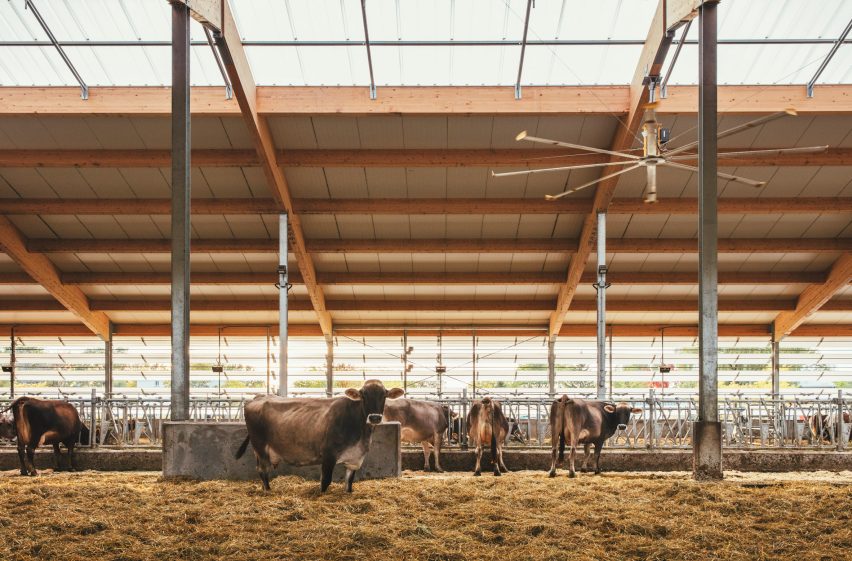 Au Gré des Champs by La Shed Architecture