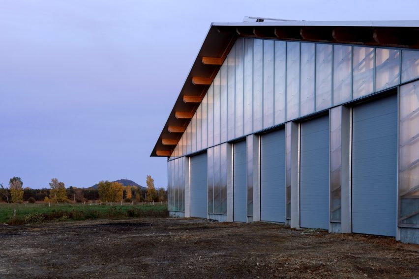 Au Gré des Champs by La Shed Architecture