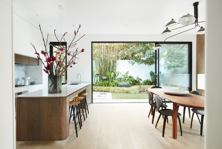 Bondi Bombora house in Sydney designed by Luigi Rosselli Architects