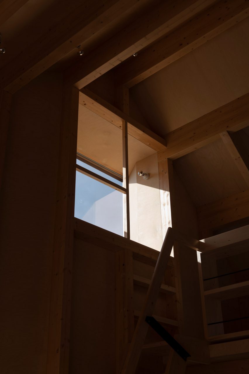 Cabin Thunder Top ski by Gartnerfuglen Arkitekter in Norway