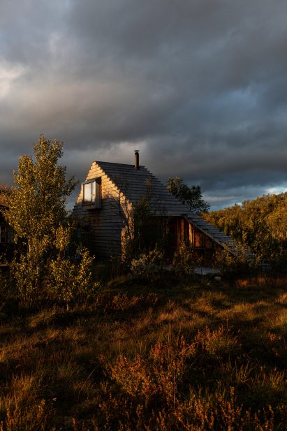 Cabin Thunder Top ski by Gartnerfuglen Arkitekter in Norway