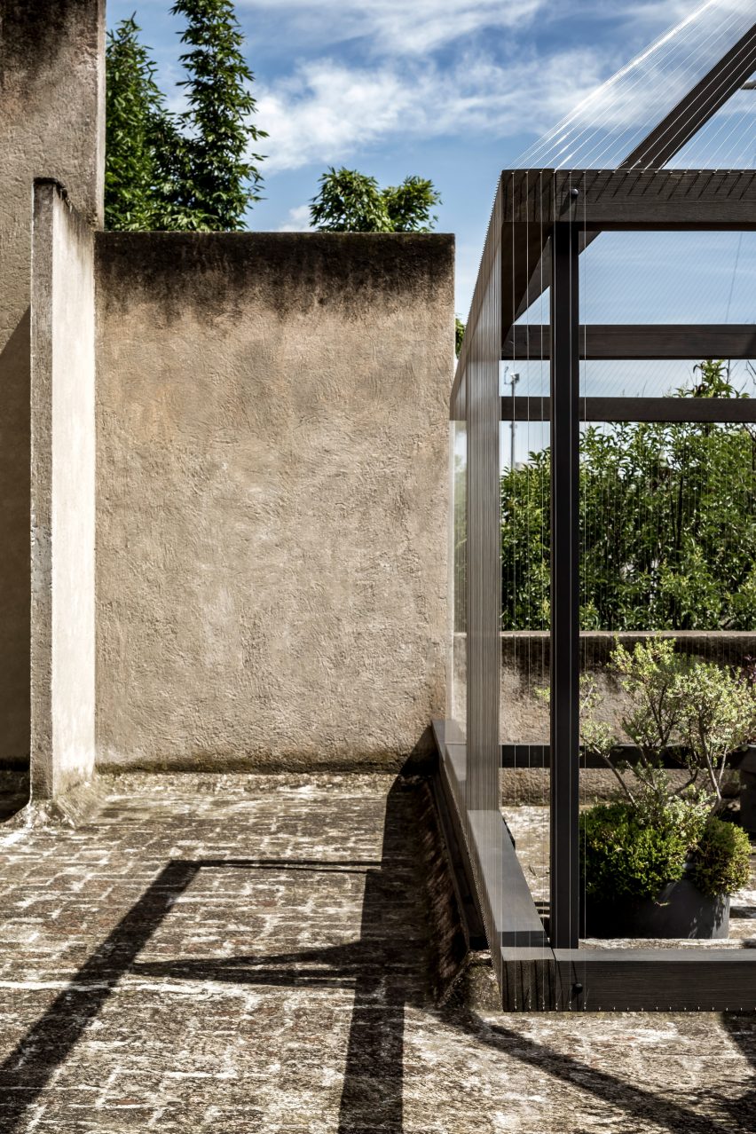 Chapel for Luis Barragán by Robert Hutchison Architecture 
