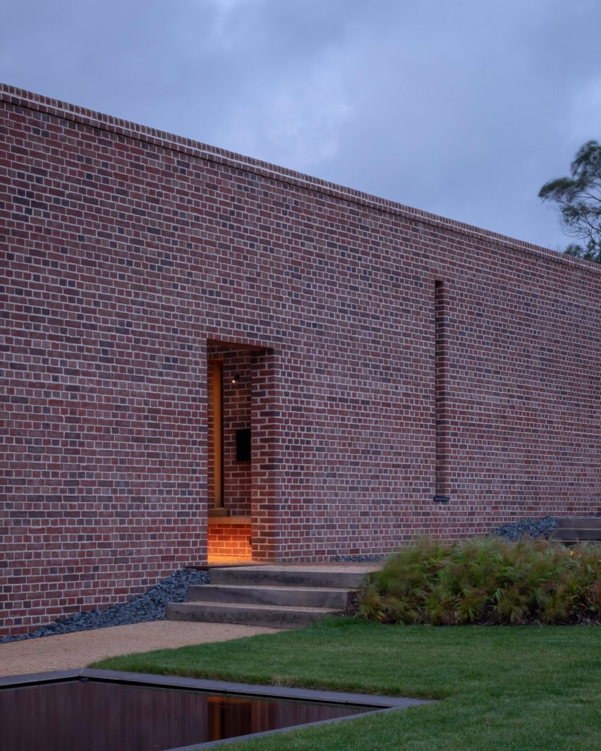 Devon Passivhaus by McLean Quinlan