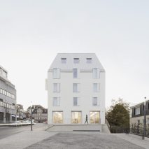 Hotel Bauhofstrasse by Von M