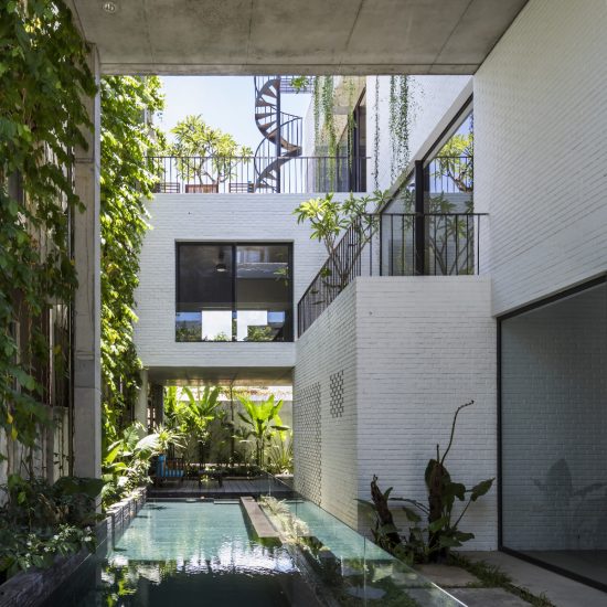 Thang House in Da Nang City, Vietnam by Vo Trong Nghia