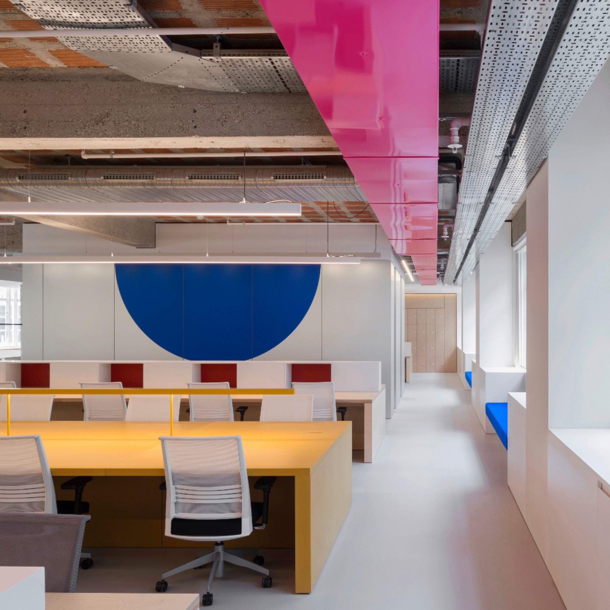 Buying and Merchandising Workspace by Alex Cochrane Architects