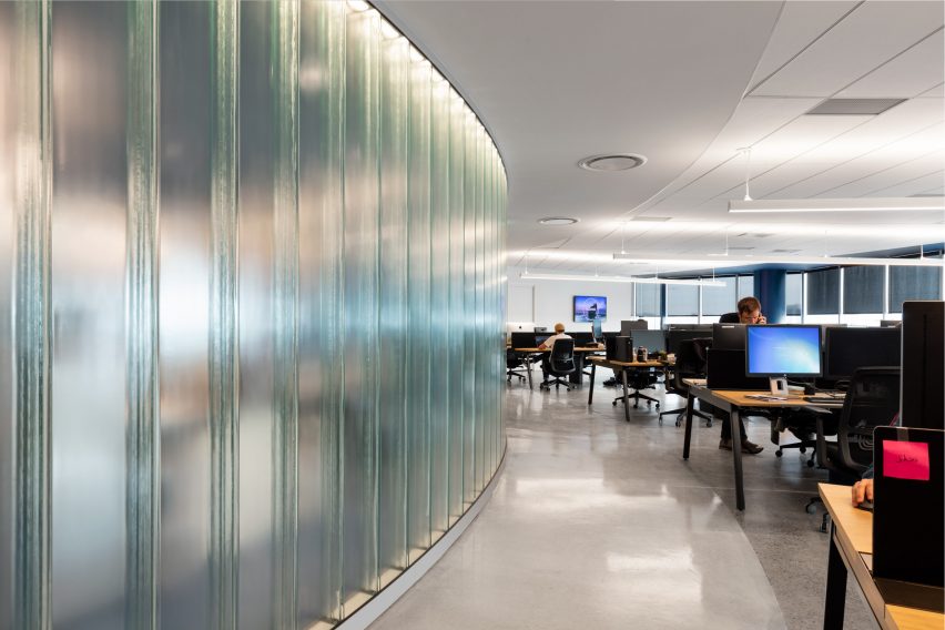 Flighthub Offices by ACDF Architecture