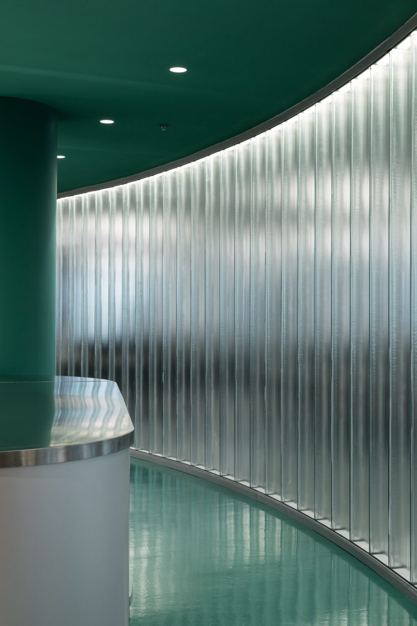Flighthub Offices by ACDF Architecture