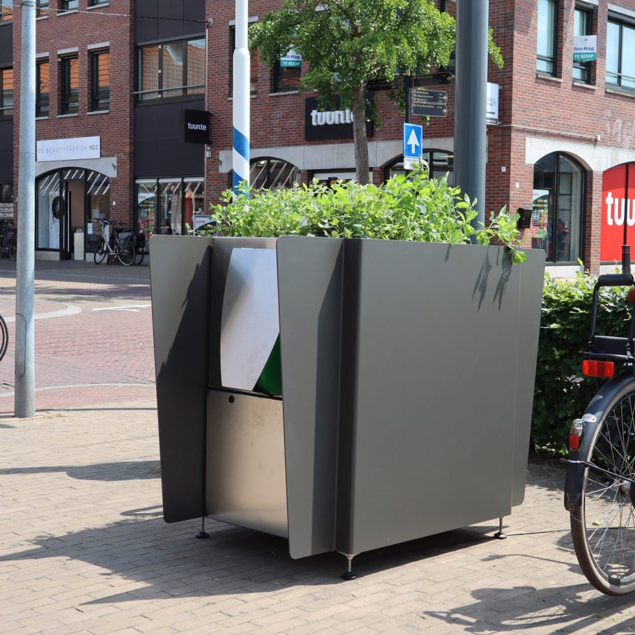 GreenPee sustainable urinal planter in Amsterdam