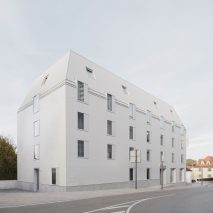 Hotel Bauhofstrasse by Von M
