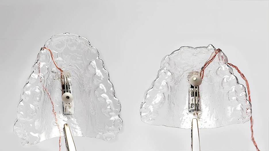 [In]Brace by Dorothee Clasen