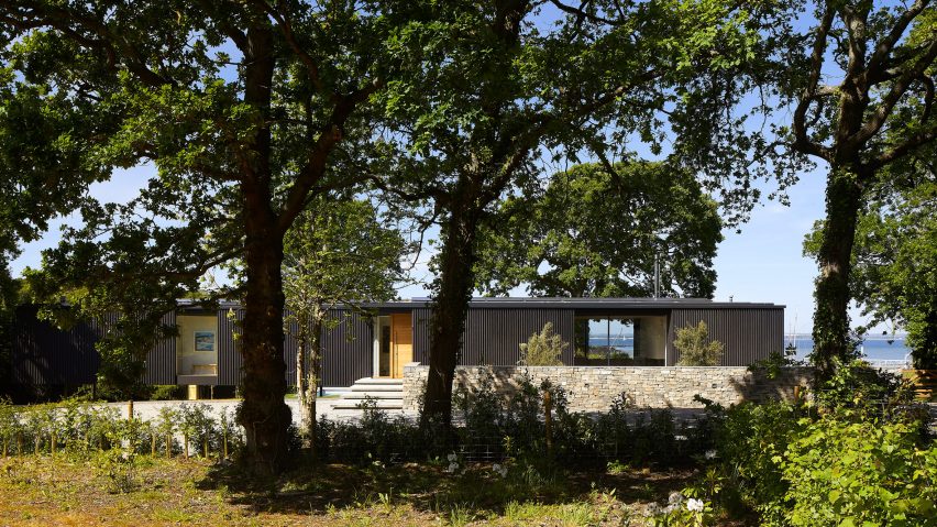 Island Rest holiday home in Isle of Wight designed by Ström Architects