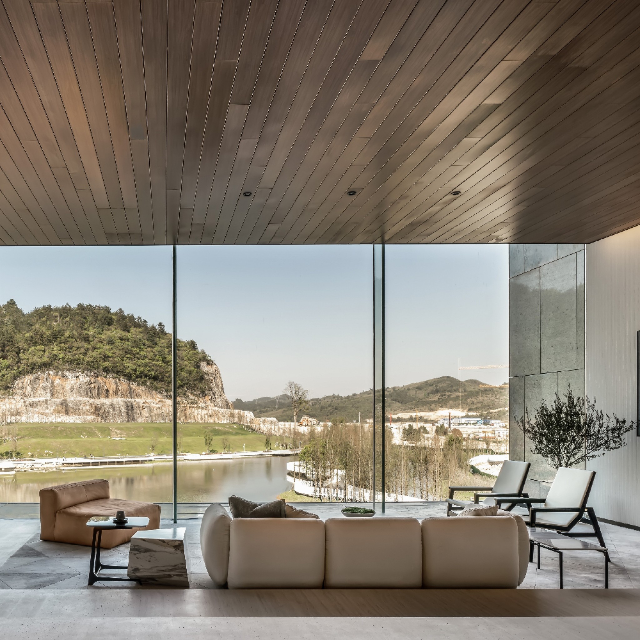 Guiyang Longli Wangxiang Showroom by YHDQ Design