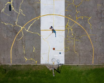 Victor Solomon mends LA basketball court using Japanese art of Kintsugi