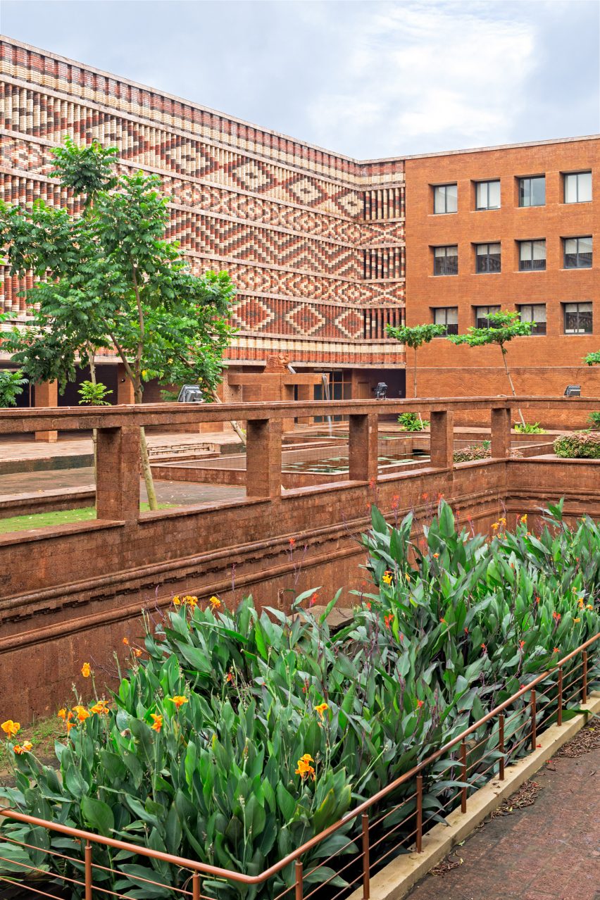 Krushi Bhawanin by Studio Lotus