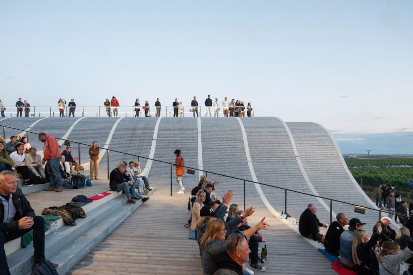 Lahofer Winery by Chybik + Kristof