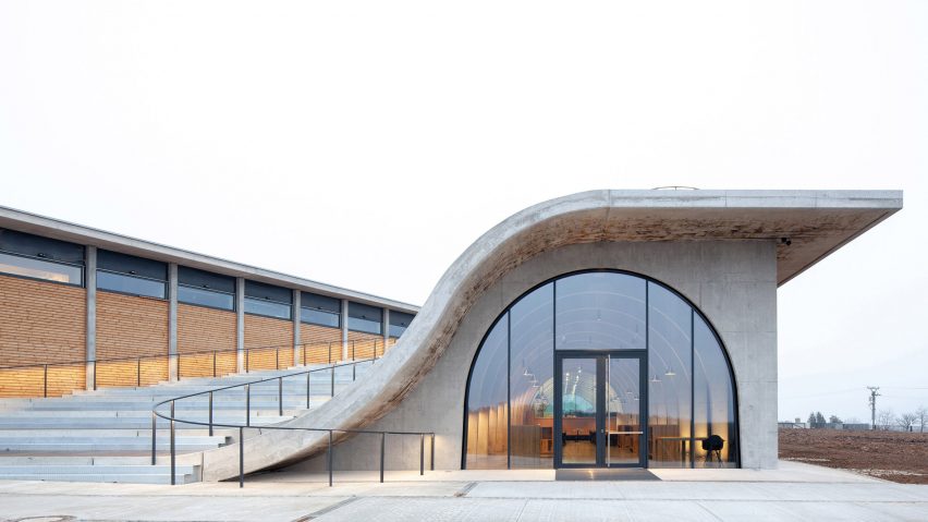 Lahofer Winery by Chybik + Kristof