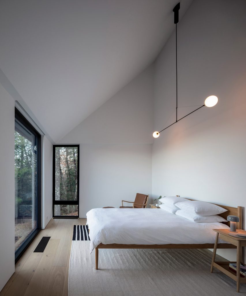 Ledge House by Desai Chia Architecture