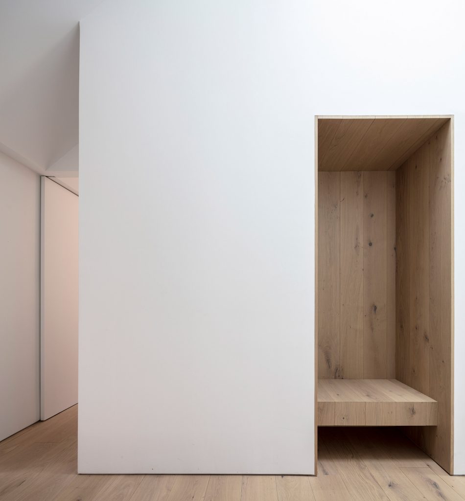 Ledge House by Desai Chia Architecture