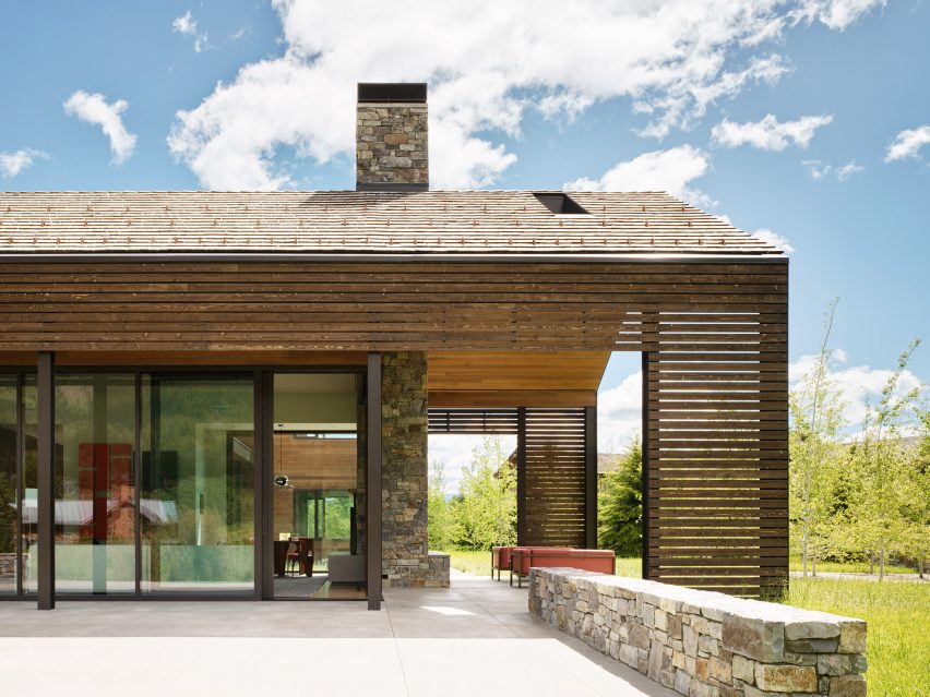 Lone Pine Residence by CLB Architects