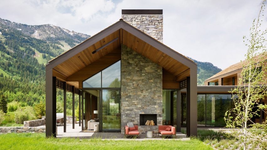 Lone Pine Residence by CLB Architects